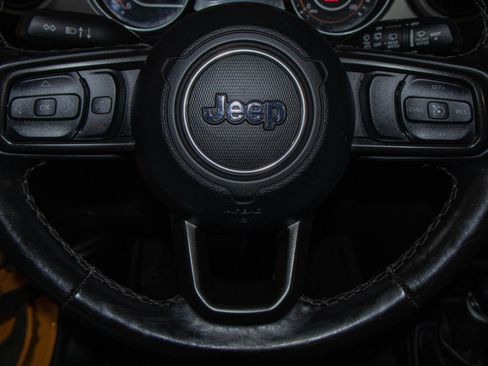 Used 2021 Jeep Wrangler Unlimited Sport image 11