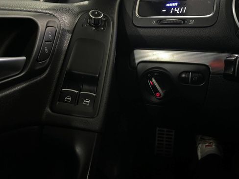 Used 2013 Volkswagen Golf R 2-Door image 37