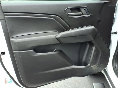 Used 2024 Chevrolet Colorado W/T w/ WT Convenience Package II AWD/4WD image 18