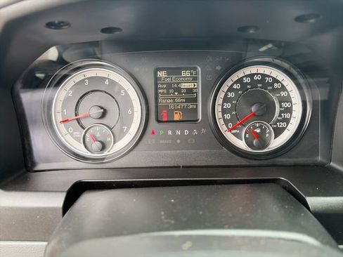 Used 2018 RAM 1500 Express w/ Express Value Package AWD/4WD image 28