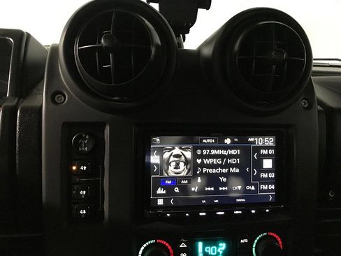 Used 2006 HUMMER H2 image 28