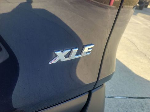 Certified 2020 Toyota RAV4 XLE Premium image 5