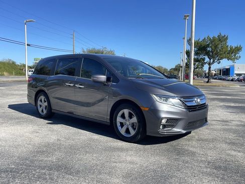 Used 2018 Honda Odyssey EX image 1