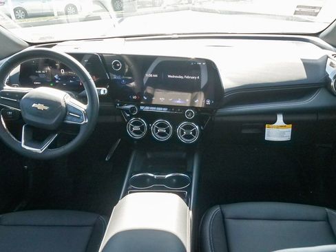 New 2026 Chevrolet Blazer EV LT image 11