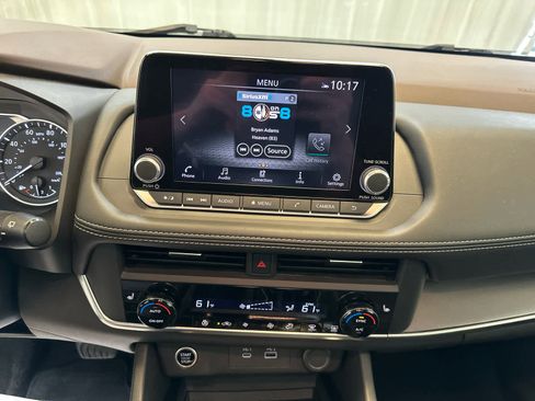 Certified 2023 Nissan Rogue SV w/ SV Premium B Package AWD/4WD image 6