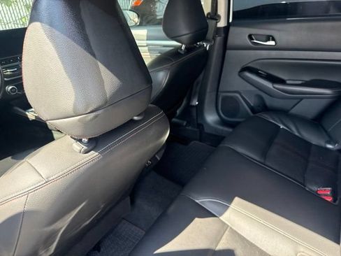 Certified 2023 Nissan Altima 2.0 SR FWD image 8