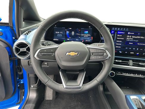 New 2026 Chevrolet Equinox EV LT image 12