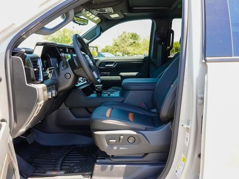 New 2026 GMC Sierra 1500 AT4 w/ AT4 Premium Package AWD/4WD image 14