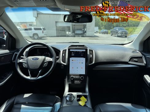 Used 2022 Ford Edge SEL w/ Convenience Package AWD/4WD image 16