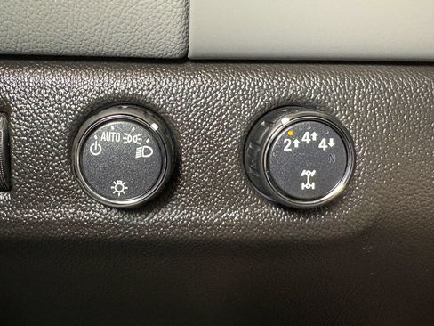 Used 2019 Chevrolet Colorado W/T w/ WT Convenience Package AWD/4WD image 33