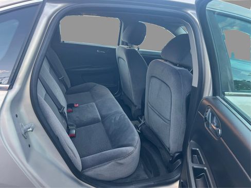 Used 2011 Chevrolet Impala LT FWD image 25
