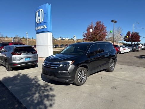 Certified 2018 Honda Pilot Elite image 2