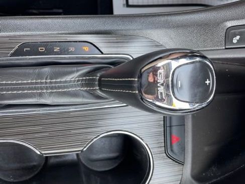 Used 2017 GMC Acadia SLT image 27