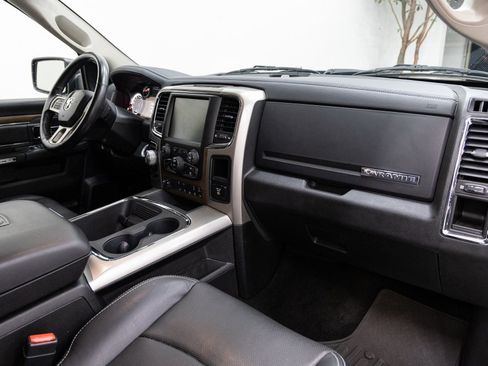 Used 2016 RAM 1500 Laramie w/ Convenience Group image 13