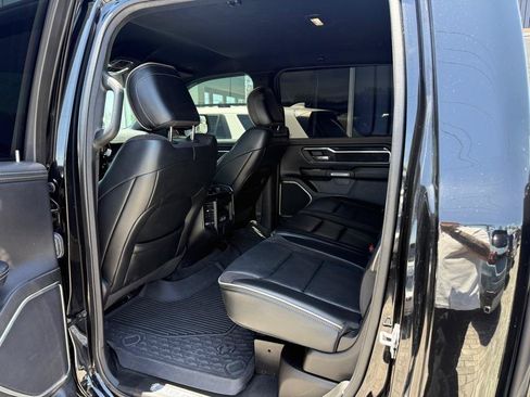 Used 2022 RAM 1500 Laramie AWD/4WD image 15