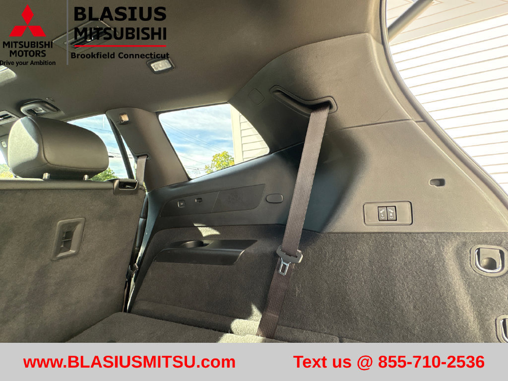 Used 2024 Cadillac XT6 Luxury AWD/4WD image 70