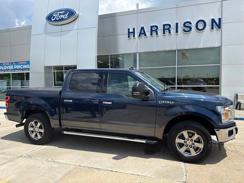 Used 2020 Ford F150 XLT w/ Equipment Group 302A Luxury AWD/4WD image 4