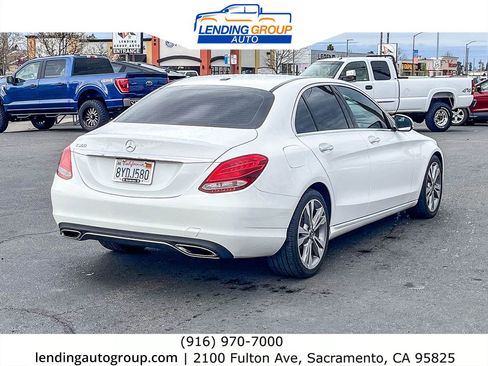 Used 2018 Mercedes-Benz C 300 Sedan image 4