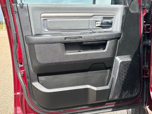 Used 2024 RAM 1500 Classic SLT image 22