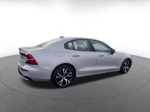 Used 2024 Volvo S60 B5 Core image 14