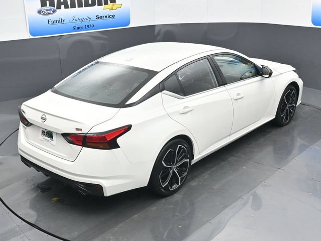 Used 2024 Nissan Altima 2.5 SR FWD image 24