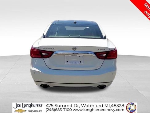 Used 2017 Nissan Maxima Platinum FWD image 8
