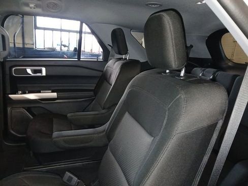 Used 2023 Ford Explorer XLT image 42