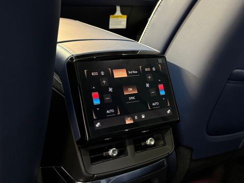 New 2026 Cadillac Vistiq Premium Luxury AWD/4WD image 44
