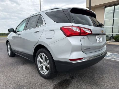 Used 2018 Chevrolet Equinox Premier AWD/4WD image 9