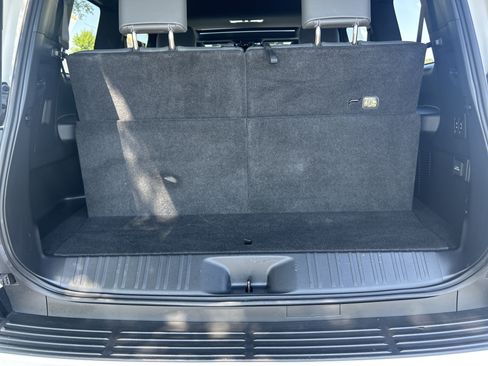 Used 2024 Lexus GX 550 w/ Cold Area Package AWD/4WD image 30