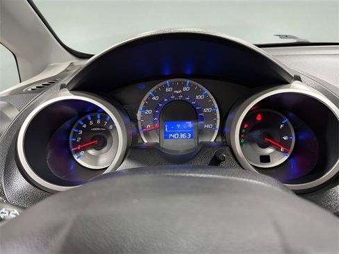 Used 2010 Honda Fit Sport image 17
