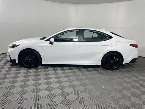 Certified 2026 Toyota Camry SE w/ Convenience Package AWD/4WD image 4