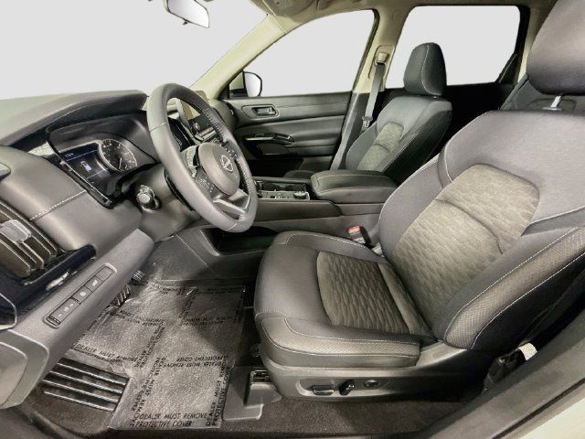 Used 2023 Nissan Pathfinder SV w/ SV Premium Package AWD/4WD image 20