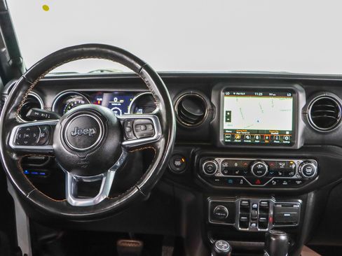 Used 2021 Jeep Wrangler Unlimited Sahara AWD/4WD image 18