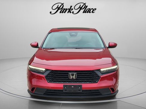 Used 2023 Honda Accord EX image 9