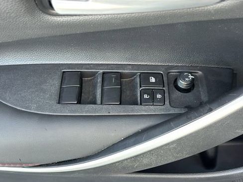 Used 2025 Toyota Corolla SE FWD image 13