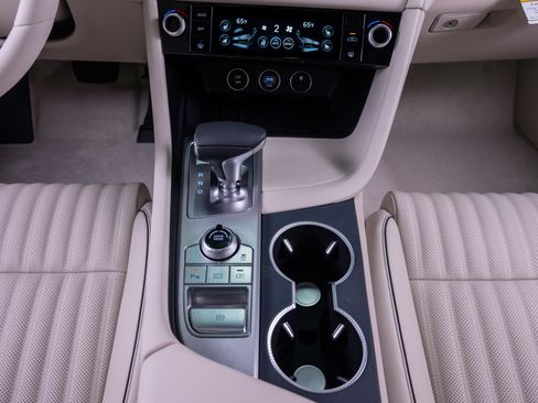 New 2026 Genesis G70 2.5T Prestige image 28