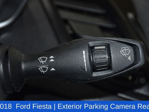 Used 2018 Ford Fiesta SE image 12