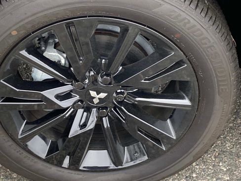 Used 2024 Mitsubishi Eclipse Cross Black Edition image 28