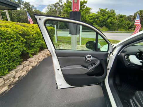 Used 2016 FIAT 500X Pop image 20