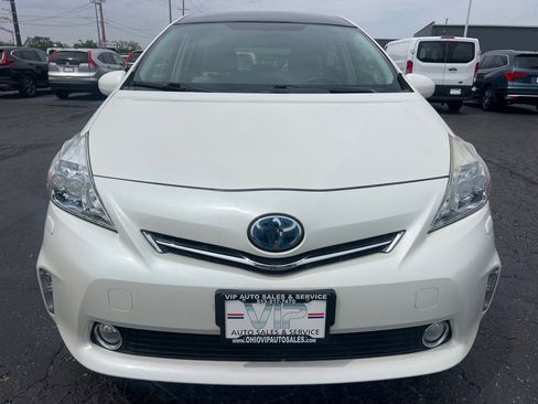 Used 2013 Toyota Prius V Five FWD image 2
