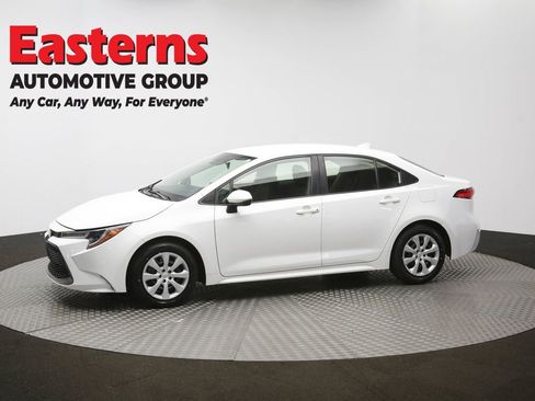 Used 2022 Toyota Corolla LE image 57