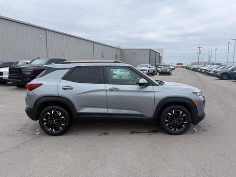 Used 2023 Chevrolet TrailBlazer LT w/ Convenience Package image 17