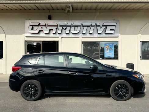 Used 2022 Subaru Impreza 2.0i AWD/4WD image 2