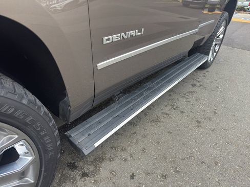 Used 2016 GMC Yukon Denali w/ Open Road Package image 27