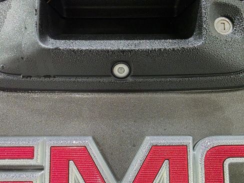 Used 2019 GMC Canyon SLE image 28