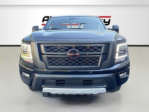 Used 2024 Nissan Titan PRO-4X AWD/4WD image 2