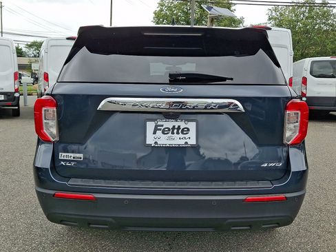 Certified 2023 Ford Explorer XLT AWD/4WD image 5