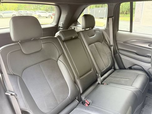 Used 2023 Jeep Grand Cherokee Altitude AWD/4WD image 30