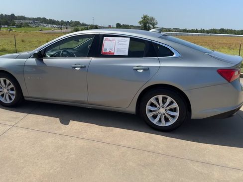 Used 2024 Chevrolet Malibu LT FWD image 6
